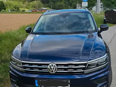 Gebraucht VW Tiguan IQ Drive 150 PS (110 kW) 2020 Blau SUV