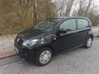 Usado VW up! take up! 60 CV (44 kW) 2015 Negro Utilitario