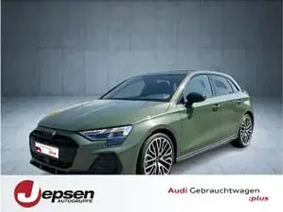 Gebraucht Audi A3 S-Line 150 PS (110 kW) 2025 Grün (distriktgrün) Limousine