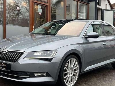 Business grau metallic Gebraucht 2015 Skoda Superb Limousine | 15.999 € (Fairer Preis)