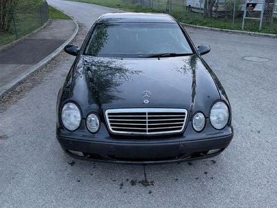Second-hand Mercedes CLK320 Elegance 218 CP (160 kW) 1997 Albastru Coupe