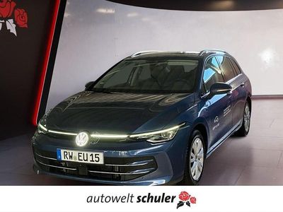 Gebraucht VW Golf VIII Style 150 PS (110 kW) 2024 Anemonenblau metallic Kombi