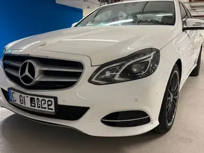 Gebraucht Mercedes E220 170 PS (125 kW) 2014 Weiß Limousine