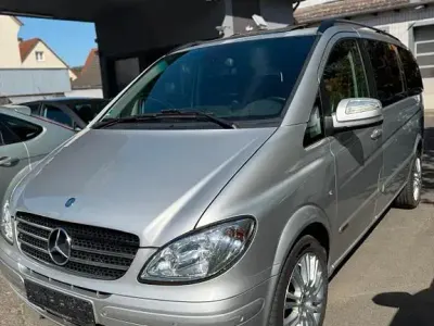 Second-hand Mercedes Viano 204 CP (150 kW) 2009 Argintiu Monovolum