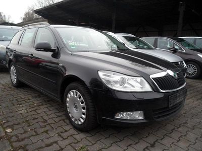 Gebraucht Skoda Octavia LAURIN & KLEMENT 160 PS (117 kW) 2012 Schwarz Kombi
