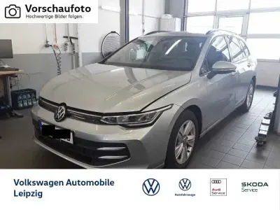 Gebraucht VW Golf VIII Life 150 PS (110 kW) 2025 Silber Kombi