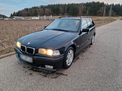 gebraucht BMW 316 e36 i Touring m Packet ab Werk