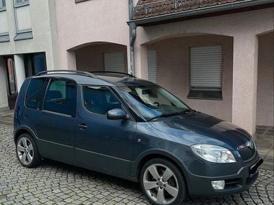 Gebraucht Skoda Roomster Scout 108 PS (79 kW) 2009 Kombi