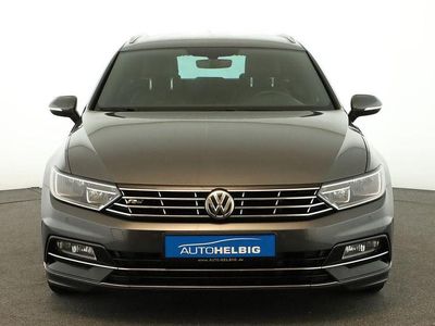 Usata VW Passat R-line 190 CV (139 kW) 2015 Grigio Station wagon