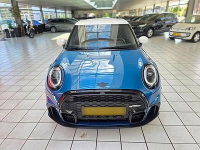 Usata Mini John Cooper Works 136 CV (100 kW) 2021 Blu Utilitaria