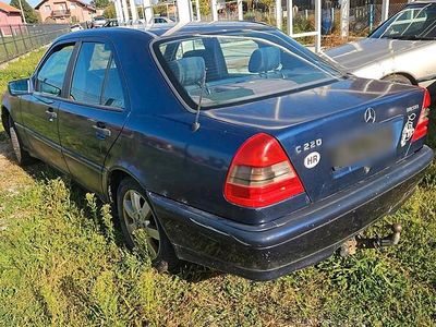 Mercedes C220