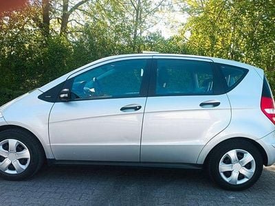 Second-hand Mercedes A150 95 CP (69 kW) 2004 Argintiu Monovolum