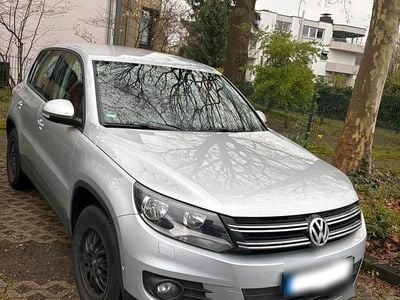 Gebraucht VW Tiguan 2012 Silber SUV