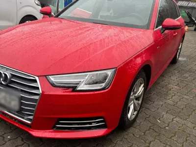 Gebraucht Audi A4 S-Line 150 PS (110 kW) 2018 Rot Kombi