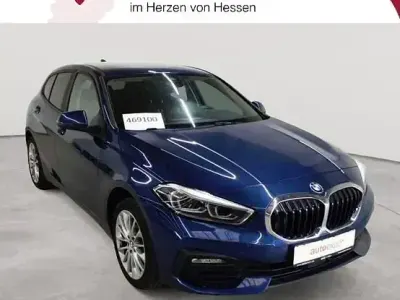 Używany BMW 120 Advantage 190 KM (139 kW) 2023 Niebieski Hatchback