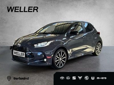 Neu Toyota Yaris Hybrid Sport 131 PS (96 kW) 2025 Grau Kleinwagen