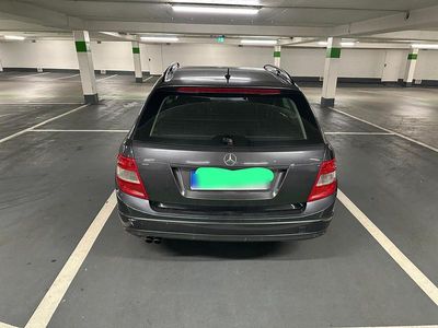 Mercedes C200