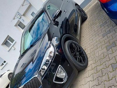 Schwarz Gebraucht 2015 Kia Sorento Platinum Edition SUV | 19.850 € (Teuer)