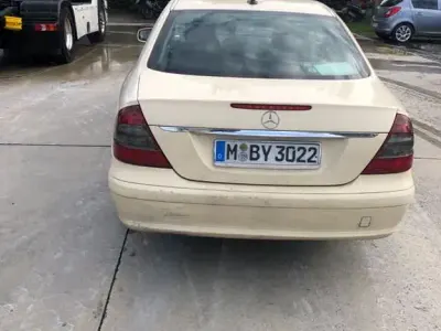 Gebraucht Mercedes E200 Avantgarde 136 PS (100 kW) 2007 Limousine