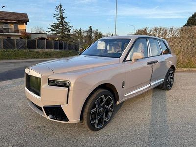 Neu Rolls Royce Cullinan 600 PS (441 kW) 2026 Tempest grey SUV