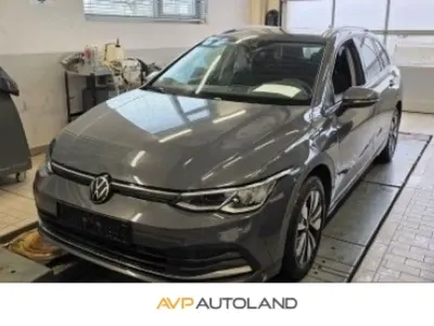 Gebraucht VW Golf VIII Move 116 PS (85 kW) 2023 Delfingrau Kombi