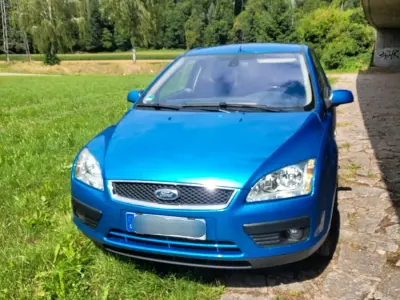Gebraucht Ford Focus 105 PS (77 kW) 2005 Blau Limousine