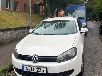 Gebraucht VW Golf VI Comfortline 105 PS (77 kW) 2011 Weiß Kombi