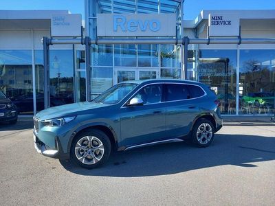 Gebraucht BMW X1 xLine 209 PS (153 kW) 2024 Cape york gruen metallic SUV