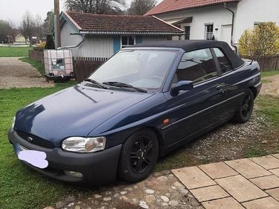 Brugt Ford Escort Cabriolet 105 HK (77 kW) 1995 Blå Cabriolet