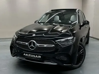Gebraucht Mercedes GLC200 AMG line 227 PS (166 kW) 2022 Schwarz SUV
