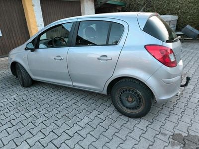 Second-hand Opel Corsa 75 CP (55 kW) 2014 Argintiu Hatchback