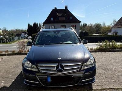 Usata Mercedes C220 170 CV (125 kW) 2011 Nero Station wagon