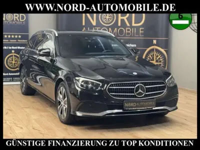 Gebraucht Mercedes E300 Avantgarde 306 PS (225 kW) 2022 Schwarz Kombi