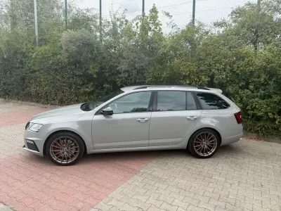 Gebraucht Skoda Octavia RS 230 PS (169 kW) 2017 Grau Kombi