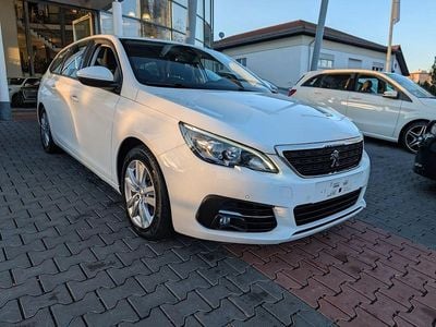 Gebraucht Peugeot 308 SW Active 110 PS (80 kW) 2019 Weiß Kombi