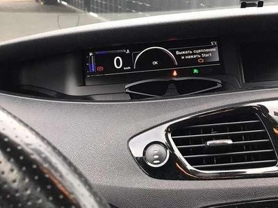 Gebraucht Renault Grand Scénic Bose Edition 131 PS (96 kW) 2015 Van / Kleinbus