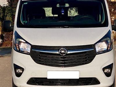 Weiß Gebraucht 2019 Opel Vivaro Van / Kleinbus | 13.799 € (Fairer Preis)