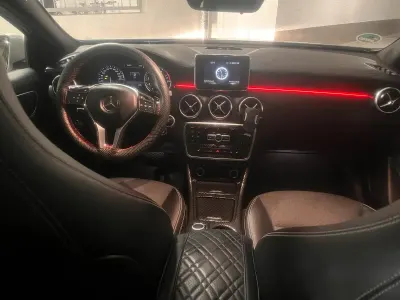 Brugt Mercedes A180 2014 Sølv Hatchback