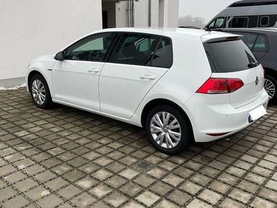 Gebraucht VW Golf VII Comfortline 150 PS (110 kW) 2015 Weiß Limousine