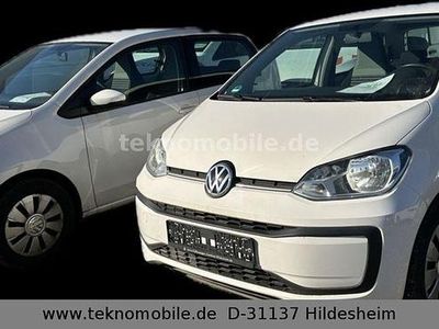 Weiß Gebraucht 2017 VW up! Kleinwagen | 3.887 €