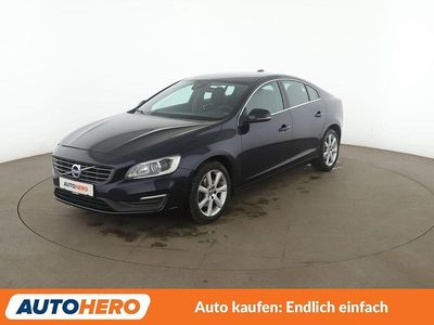 Gebraucht Volvo S60 Momentum 122 PS (89 kW) 2016 Blau Limousine