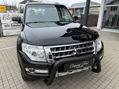 Gebraucht Mitsubishi Pajero Edition 190 PS (139 kW) 2017 Schwarz SUV
