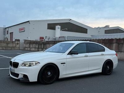 Gebraucht BMW 530 Performance 258 PS (189 kW) 2014 Weiß Limousine