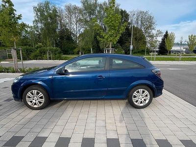 Usata Opel Astra GTC Sport 116 CV (85 kW) 2007 Blu Coupé