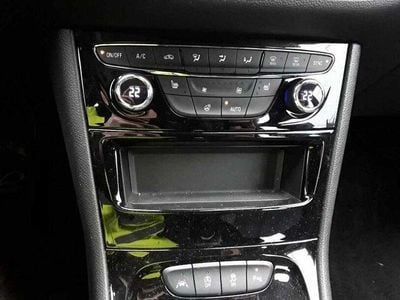 Silber Gebraucht 2021 Opel Astra Elegance Kombi | 14.750 € (Fairer Preis)