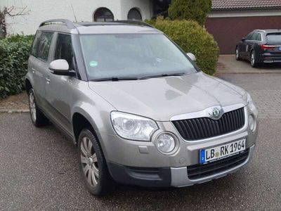 gebraucht Skoda Yeti Yeti1.2 TSI Experience AHK Pano Klima