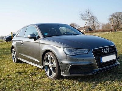 Gebraucht Audi A3 S-Line 150 PS (110 kW) 2015 Grau Limousine