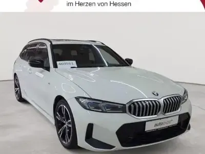 Gebraucht BMW 320 M Sport 190 PS (139 kW) 2023 Alpinweiß Kombi