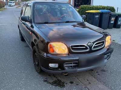 Gebraucht Nissan Micra 59 PS (43 kW) 2001 Schwarz Kleinwagen