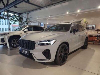 Grau Neu 2025 Volvo XC60 Plus SUV | 66.520 €